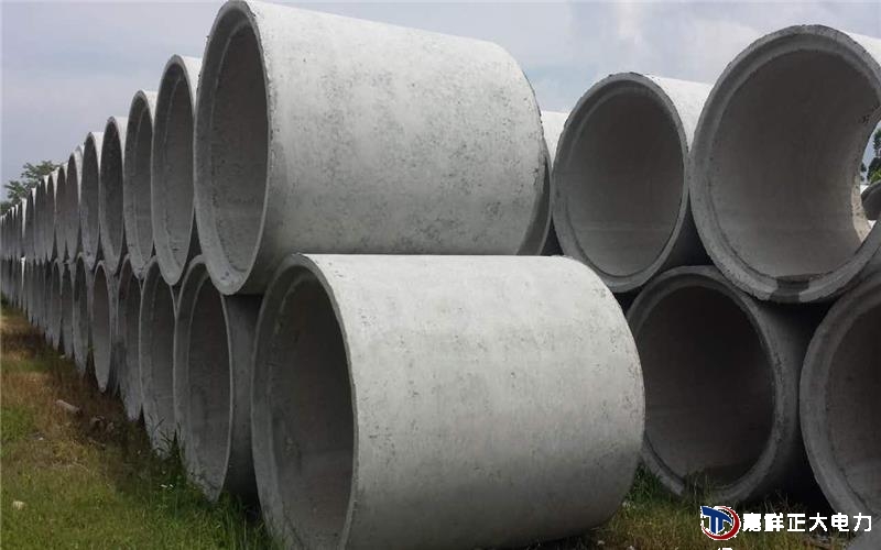 鋼筋混凝土排水管結(jié)構(gòu)合理，可以較好的組合連接在一起，保證了整體的嚴(yán)密性，避免了泄露問題的發(fā)生