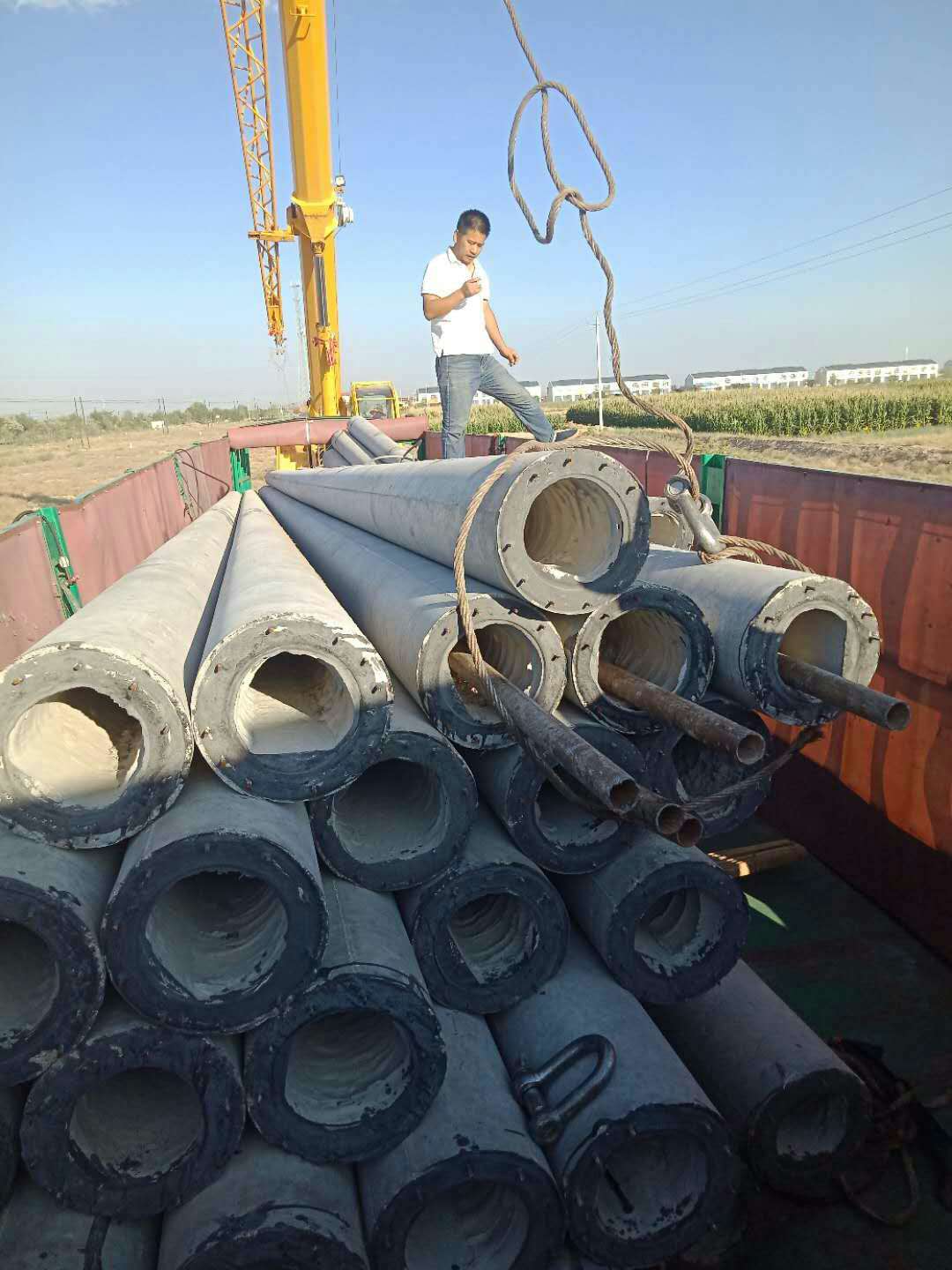 甘肅威武古浪縣預(yù)應(yīng)力8米水泥電線桿完成訂單