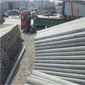 發(fā)往四川自貢富順縣450根7米110型防腐柚木桿訂單圓滿完成