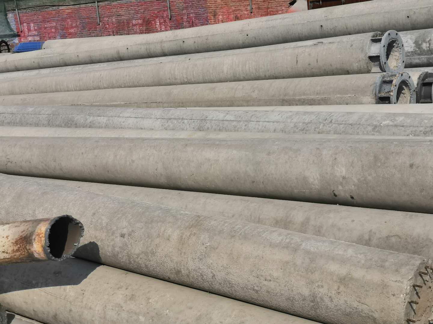 冬季生產(chǎn)水泥電線(xiàn)桿的有哪些需要注意的點(diǎn)